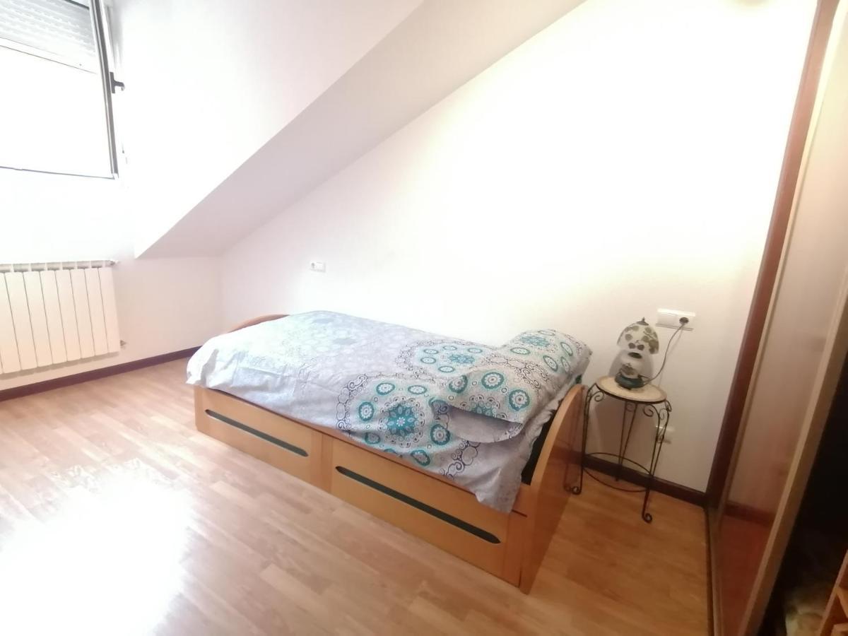 Atico 3 Hab En Centro De Cangas Onís Extérieur photo